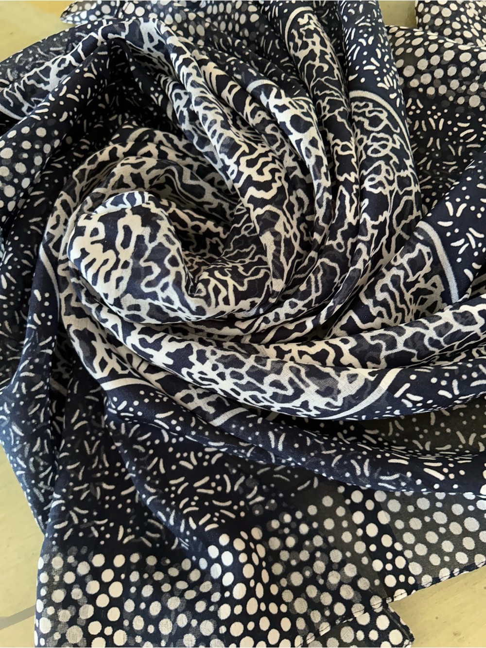 Lightweight Blue and White Patterned Scarf - Women's Accessory Italian 30” x 30”